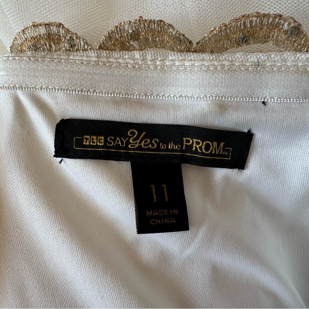 Say Yes to the Dress strapless formal dress size 11 - Picture 5 of 5